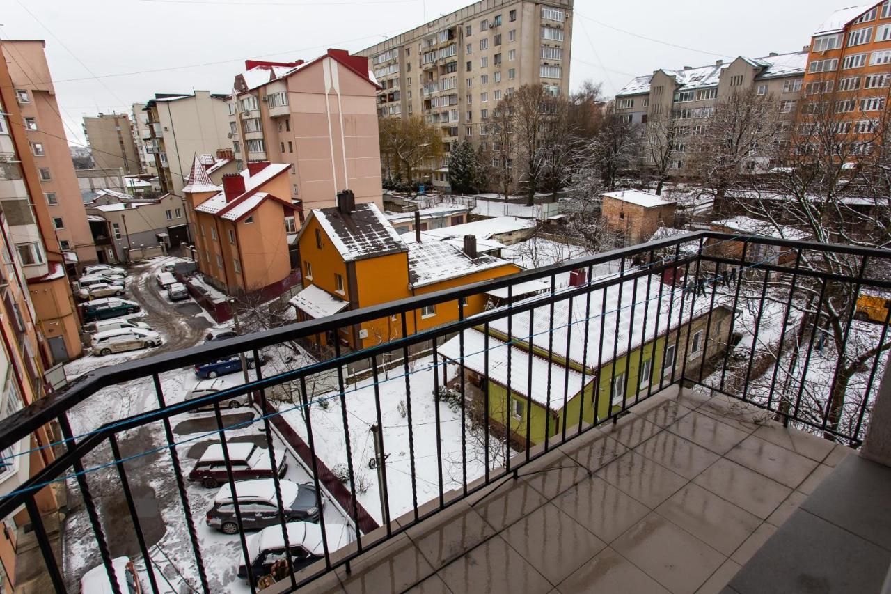 Подобово В Центрі Поряд Жд Ternopil Eksteriør billede